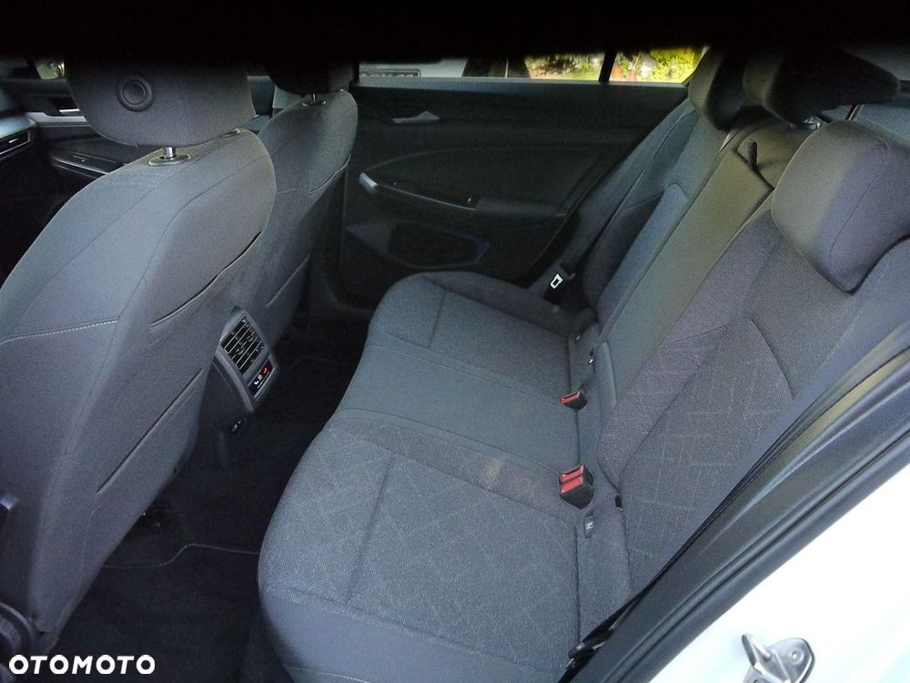Volkswagen Golf 2.0 TDI SCR DSG Style - 33