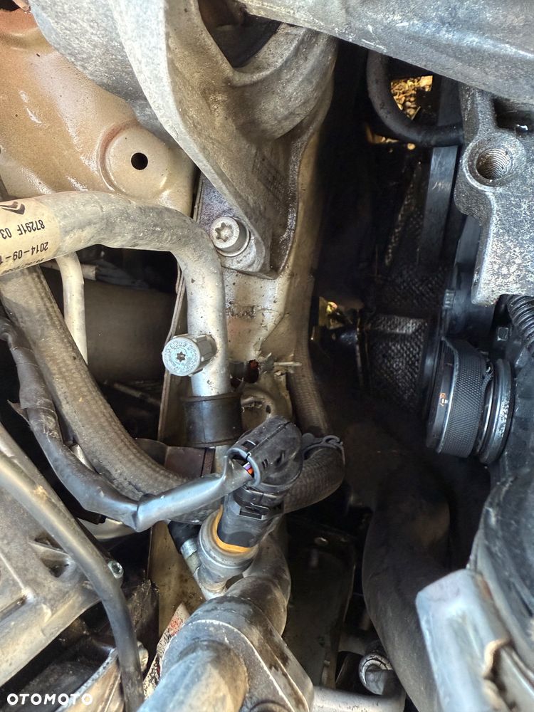 Peugeot 308 1.2 PureTech Allure S&S - 17