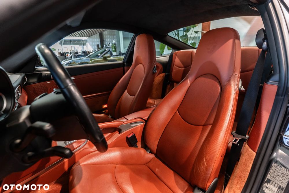 Porsche 911 Turbo Tiptronic S - 10