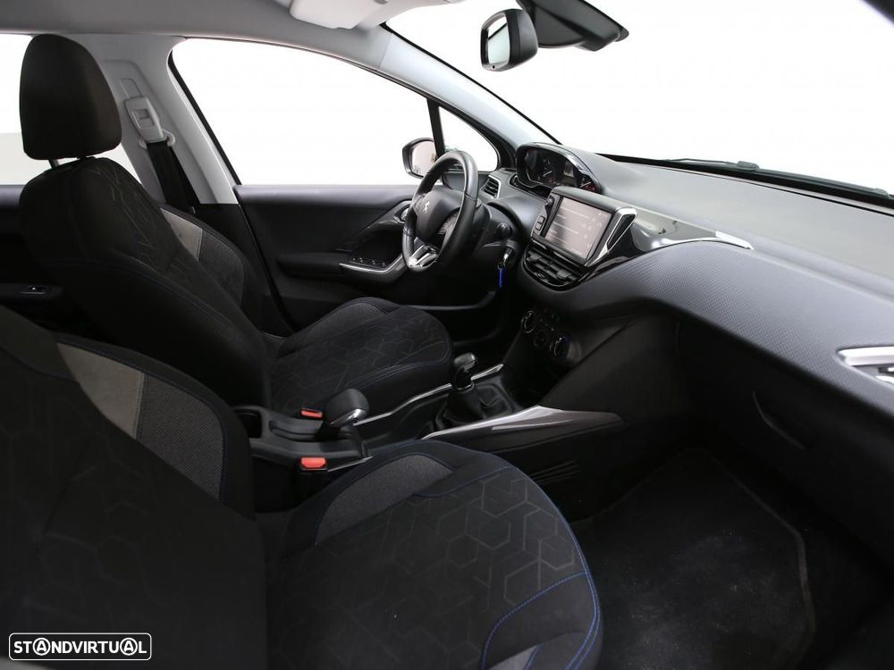 Peugeot 2008 1.2 PureTech Active - 9