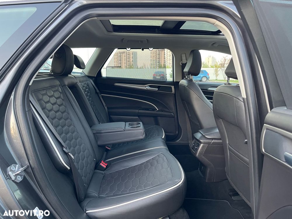 Ford Mondeo Vignale 2.0 TDCi Powershift - 7