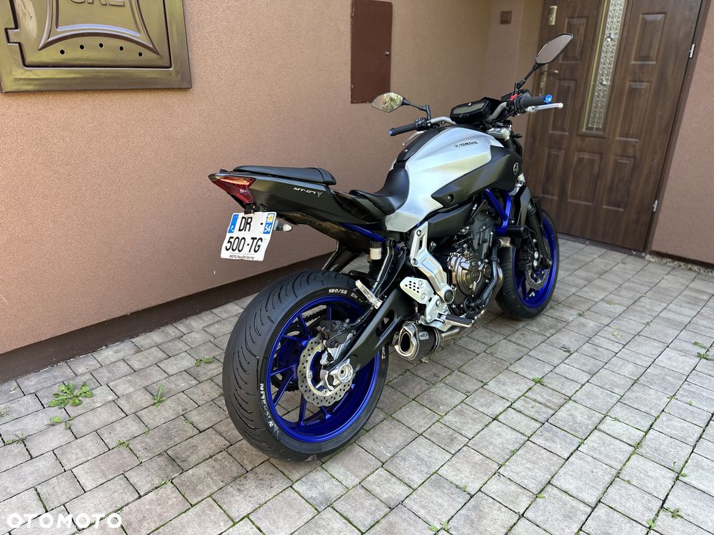 Yamaha MT - 7
