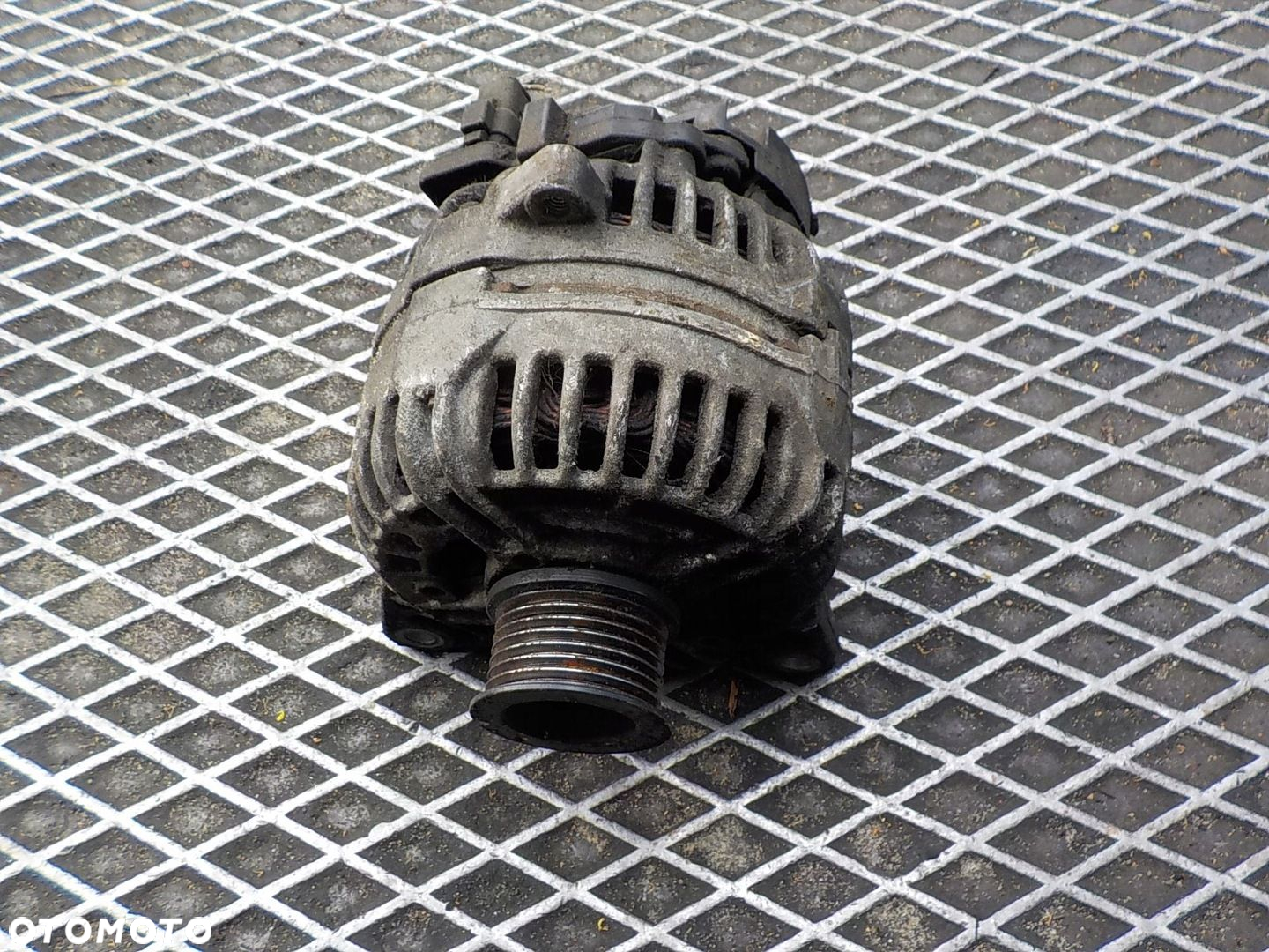 RENAULT MASTER II 2.5 DCI ALTERNATOR 8200692868 0124525133 - 4