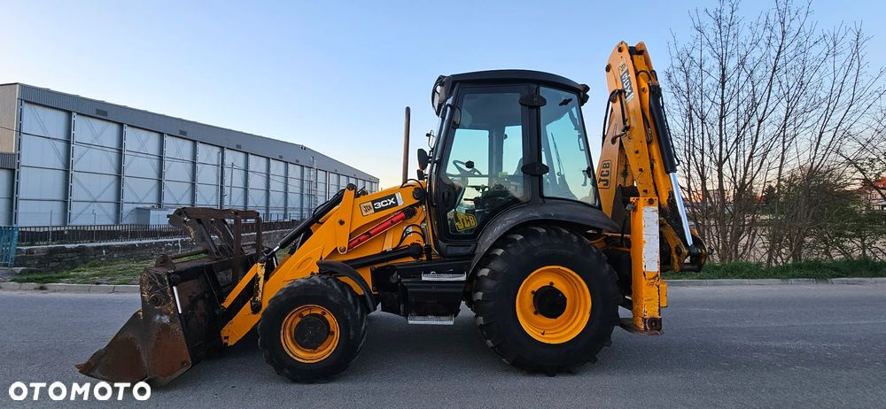 JCB 3CX - 5