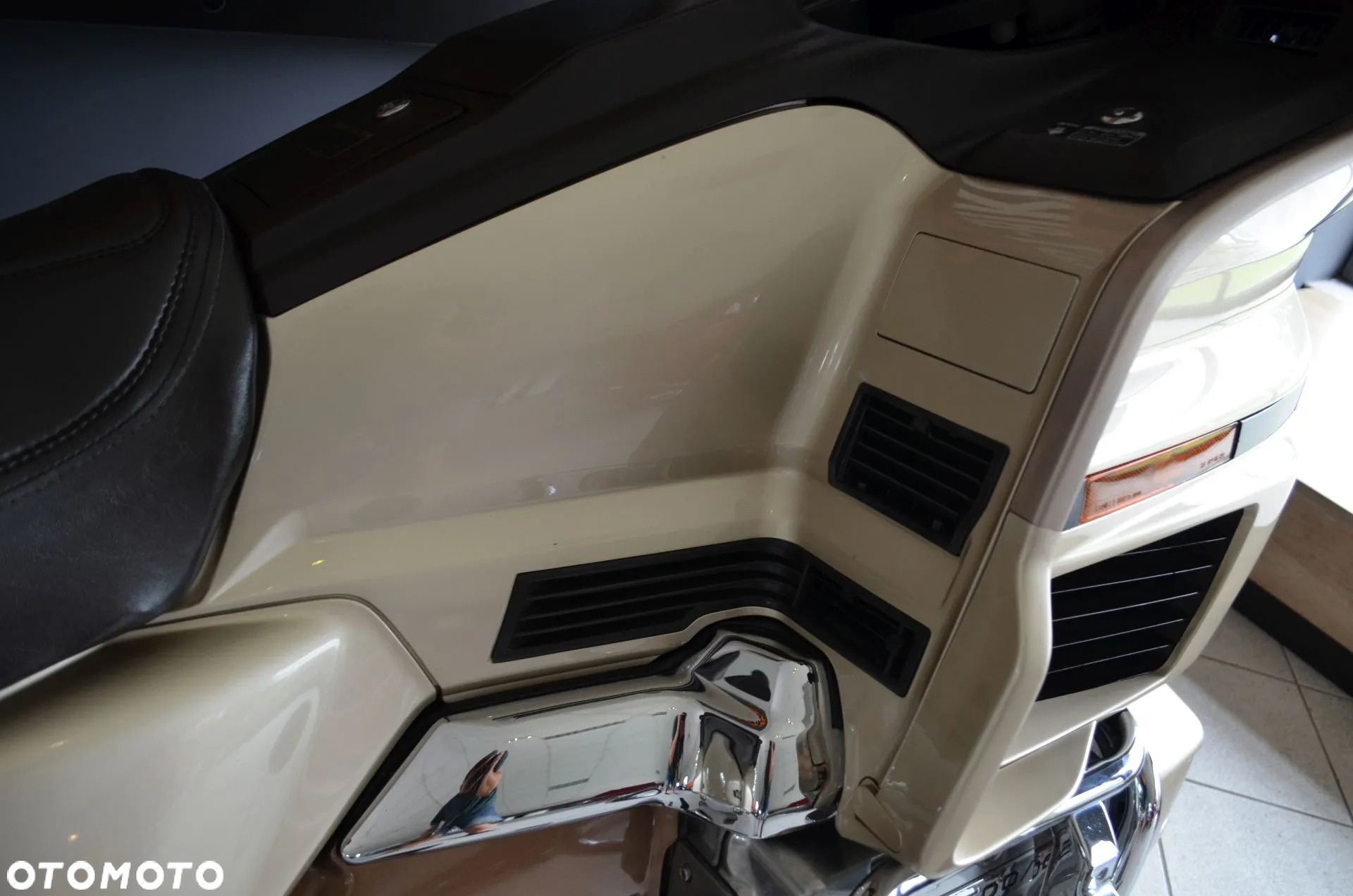 Honda GL - 13