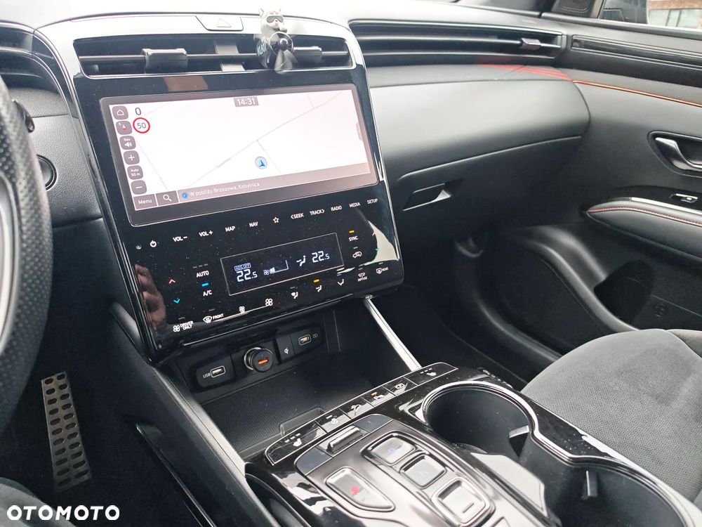 Hyundai Tucson 1.6 T-GDi HEV Executive 2WD - 16