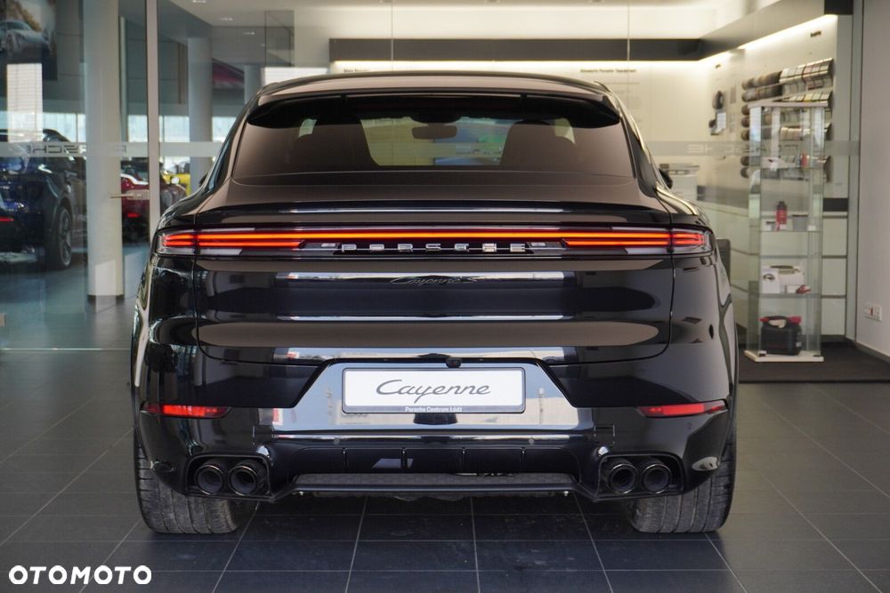 Porsche Cayenne - 12