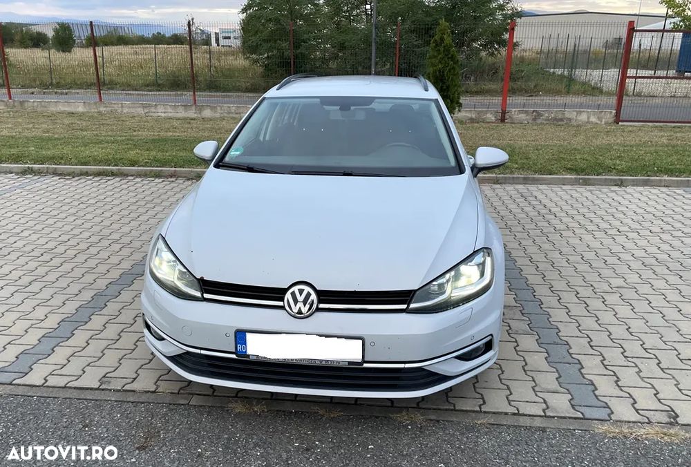 Volkswagen Golf 2.0 TDI DSG Comfortline - 3