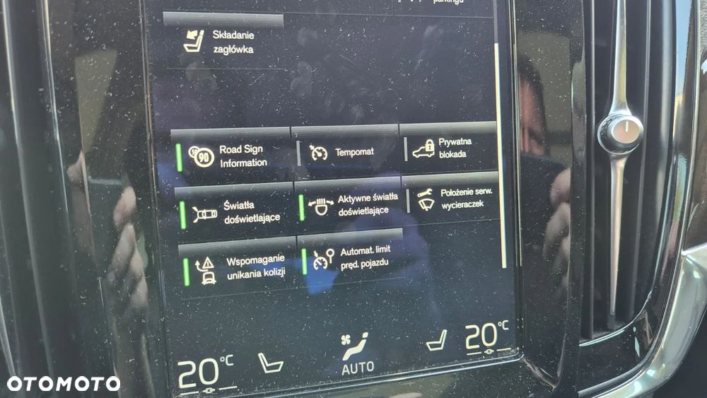 Volvo S90 - 31