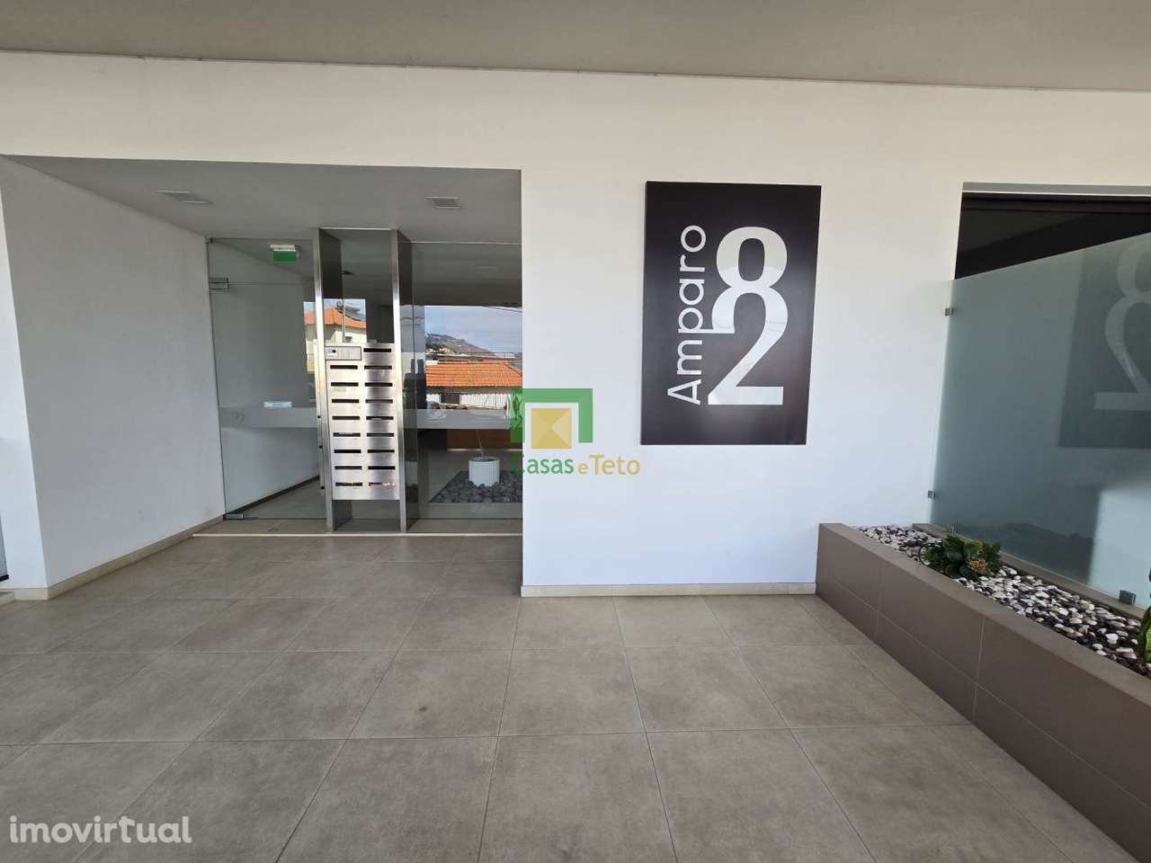 Loja Transformada em Apartamento T1 - Grande imagem: 2/5
