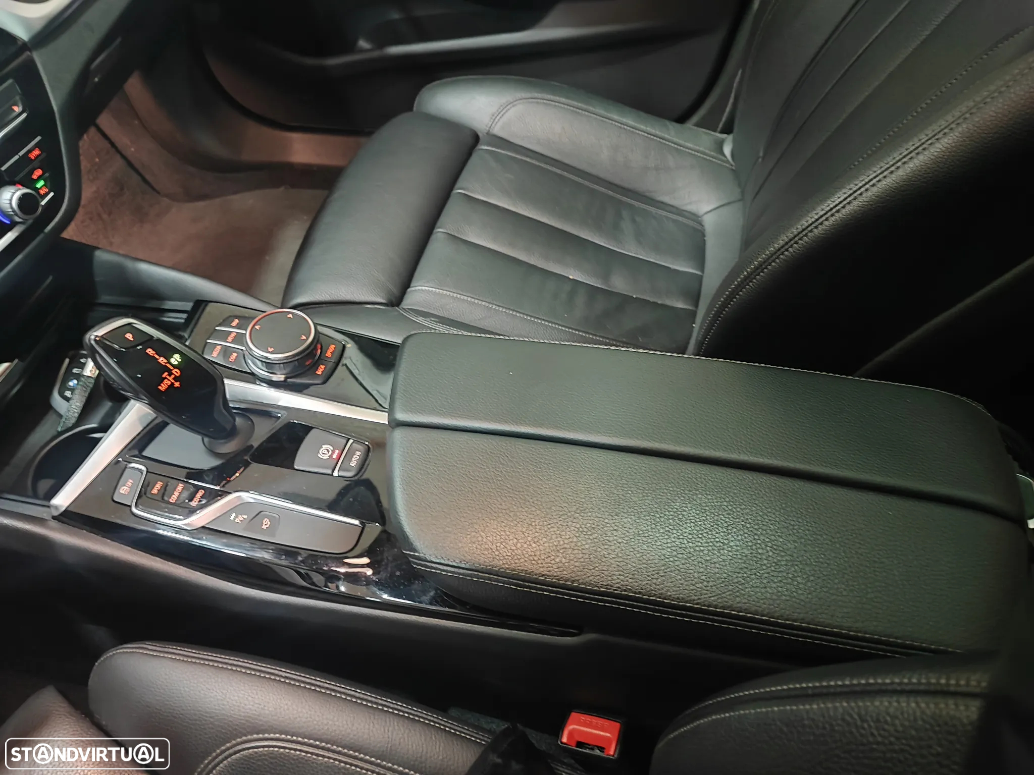 BMW 520 d Line Luxury Auto - 30