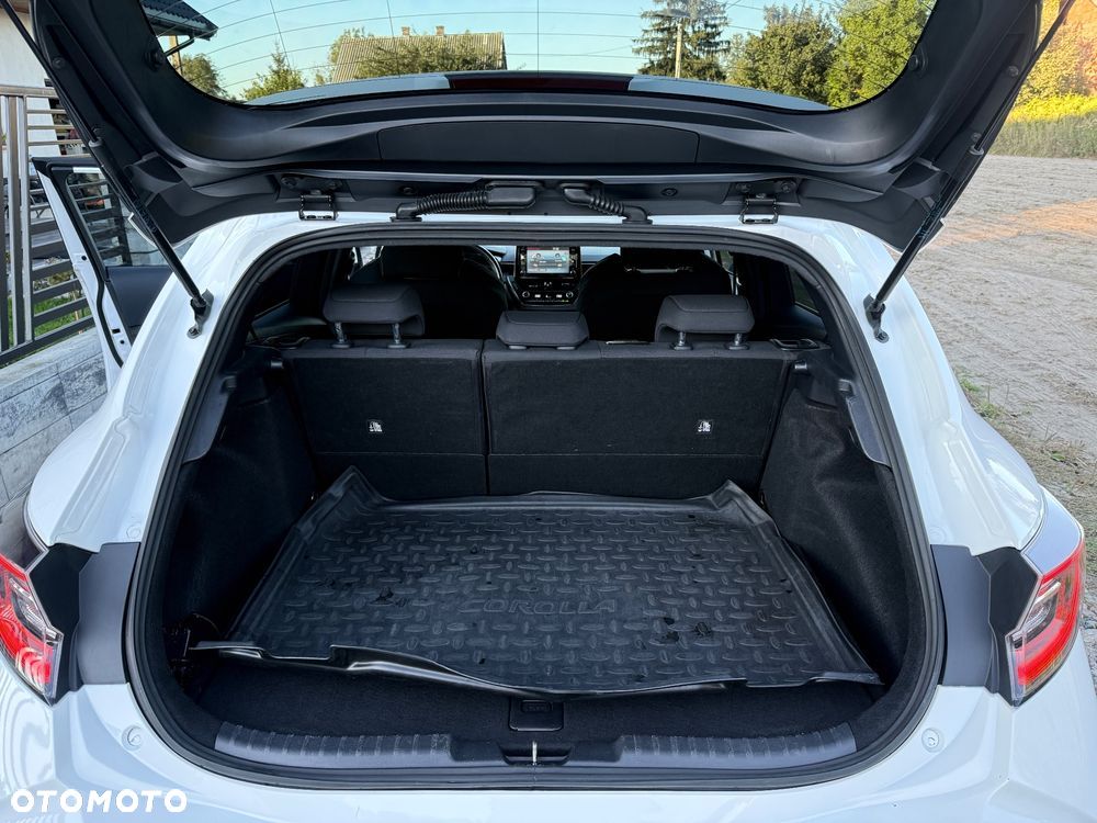 Toyota Corolla 1.8 Hybrid Comfort - 31