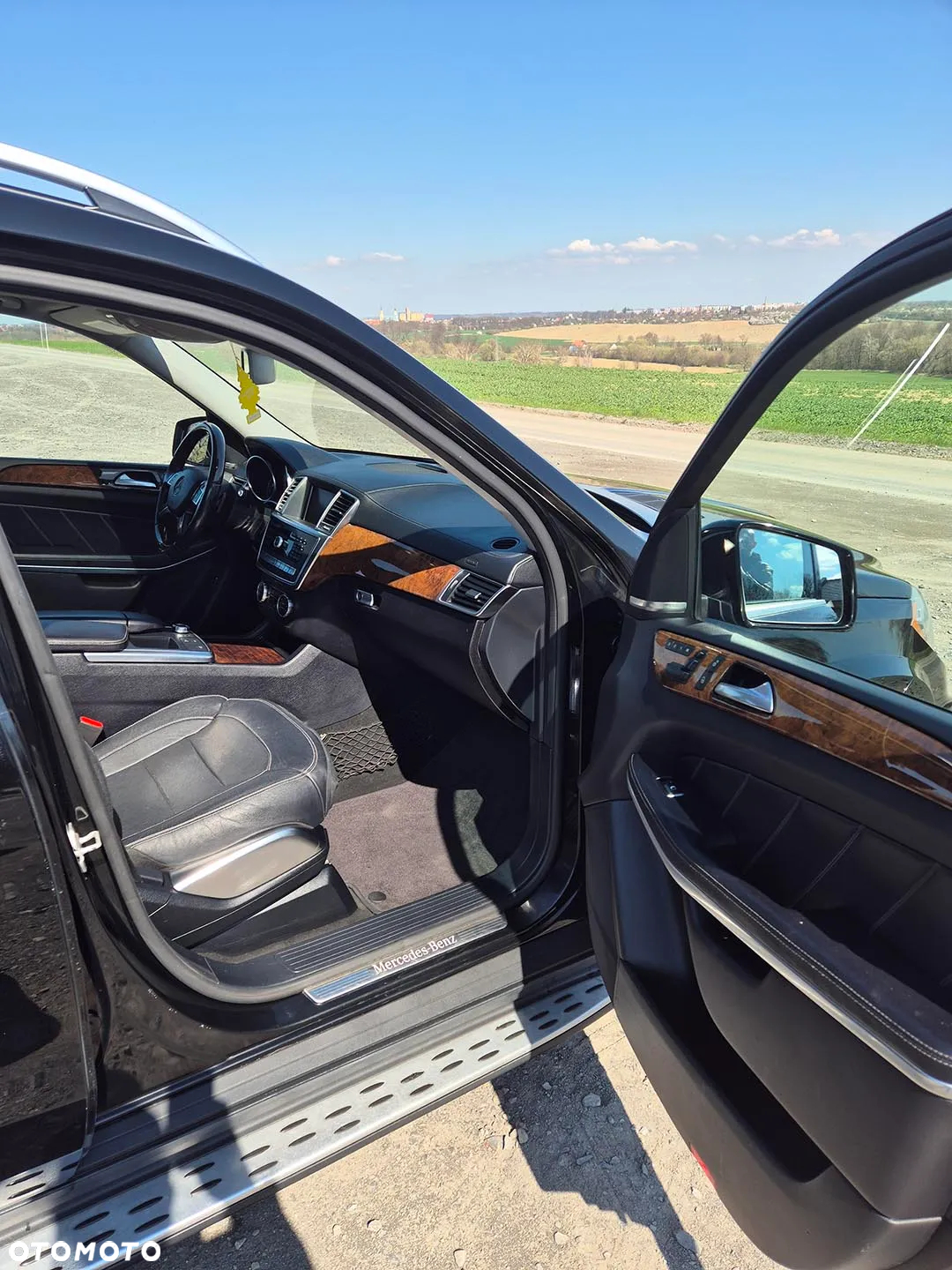 Mercedes-Benz GL 500 4Matic (BlueEFFICIENCY) 7G-TRONIC - 23