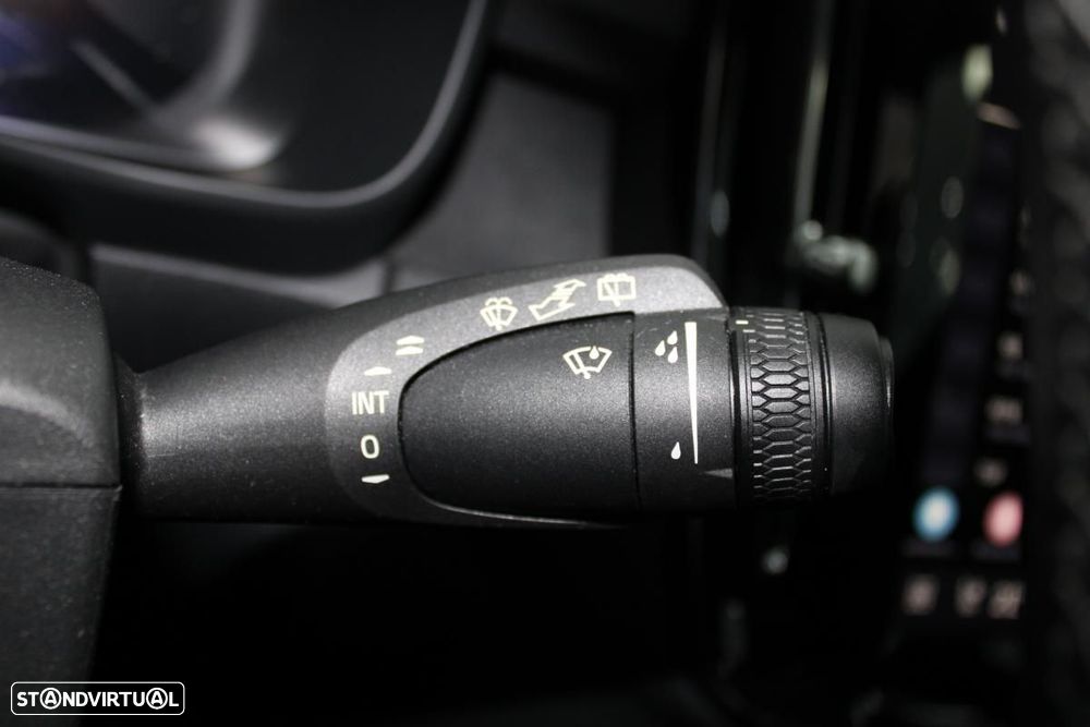 Volvo XC 40 Recharge Core - 18