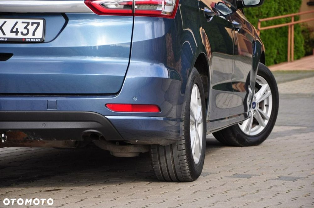 Ford S-Max - 17