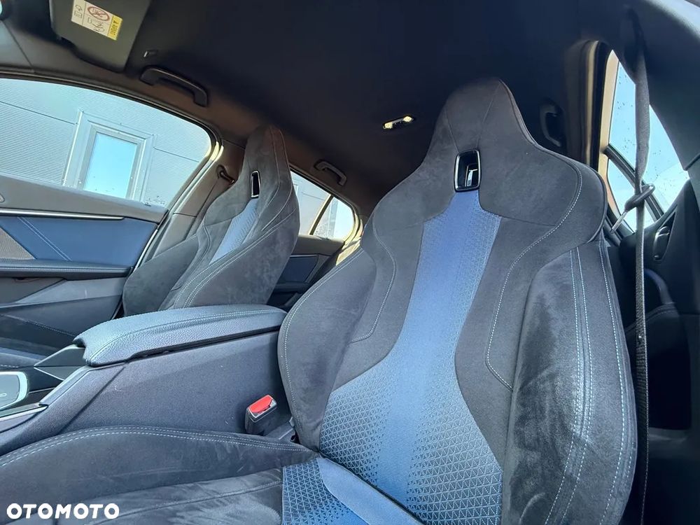 BMW Seria 1 118i M Sport - 13