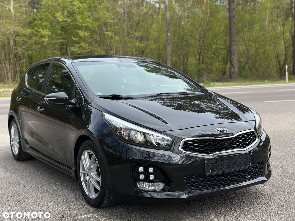 Kia Ceed 1.6 CRDi GT Line - 17