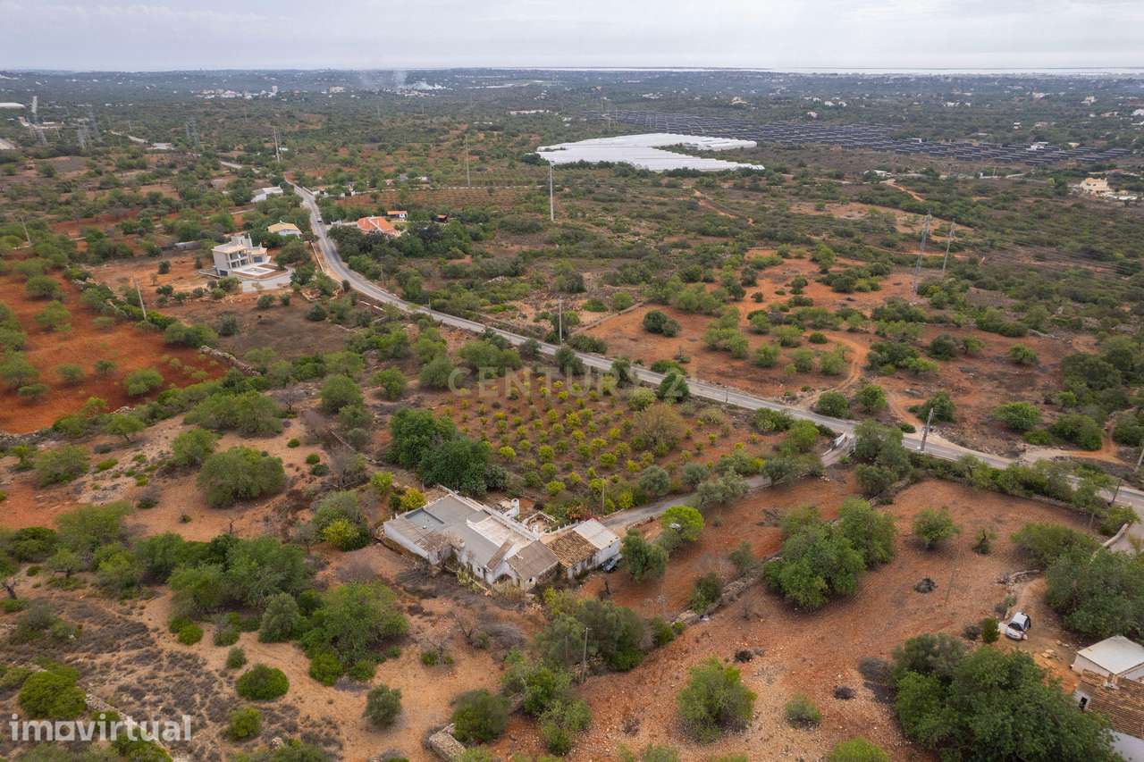 Oportunidade Única no Algarve – Propriedade de 33.840m² com duas morad - Grande imagem: 2/28