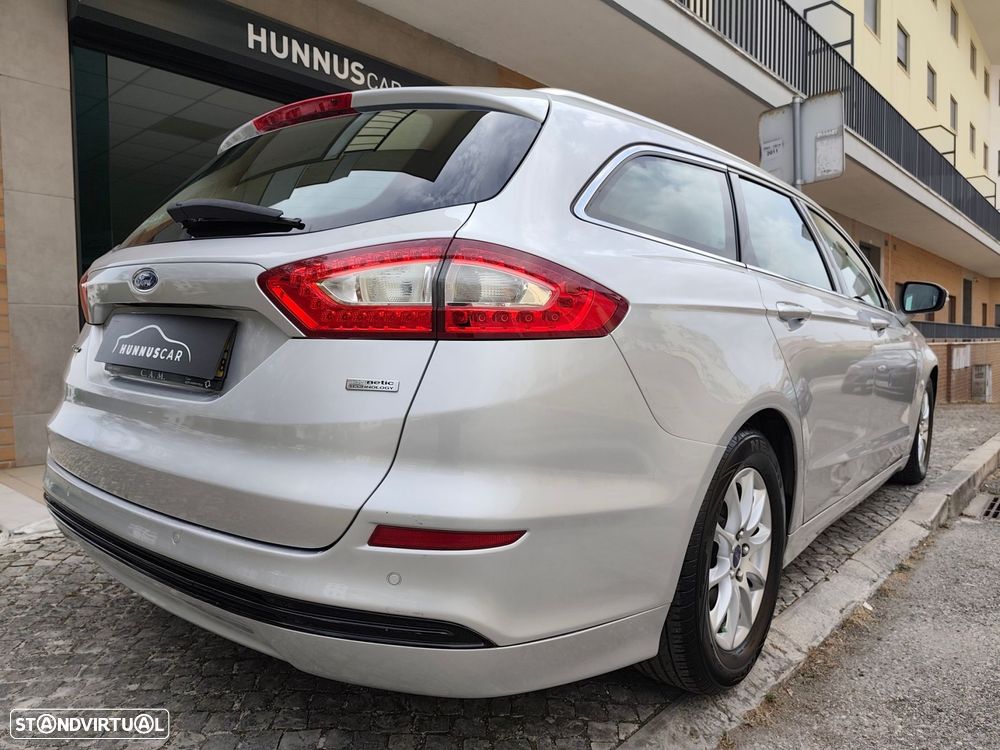 Ford Mondeo SW 1.5 TDCi Titanium ECOnetic - 34