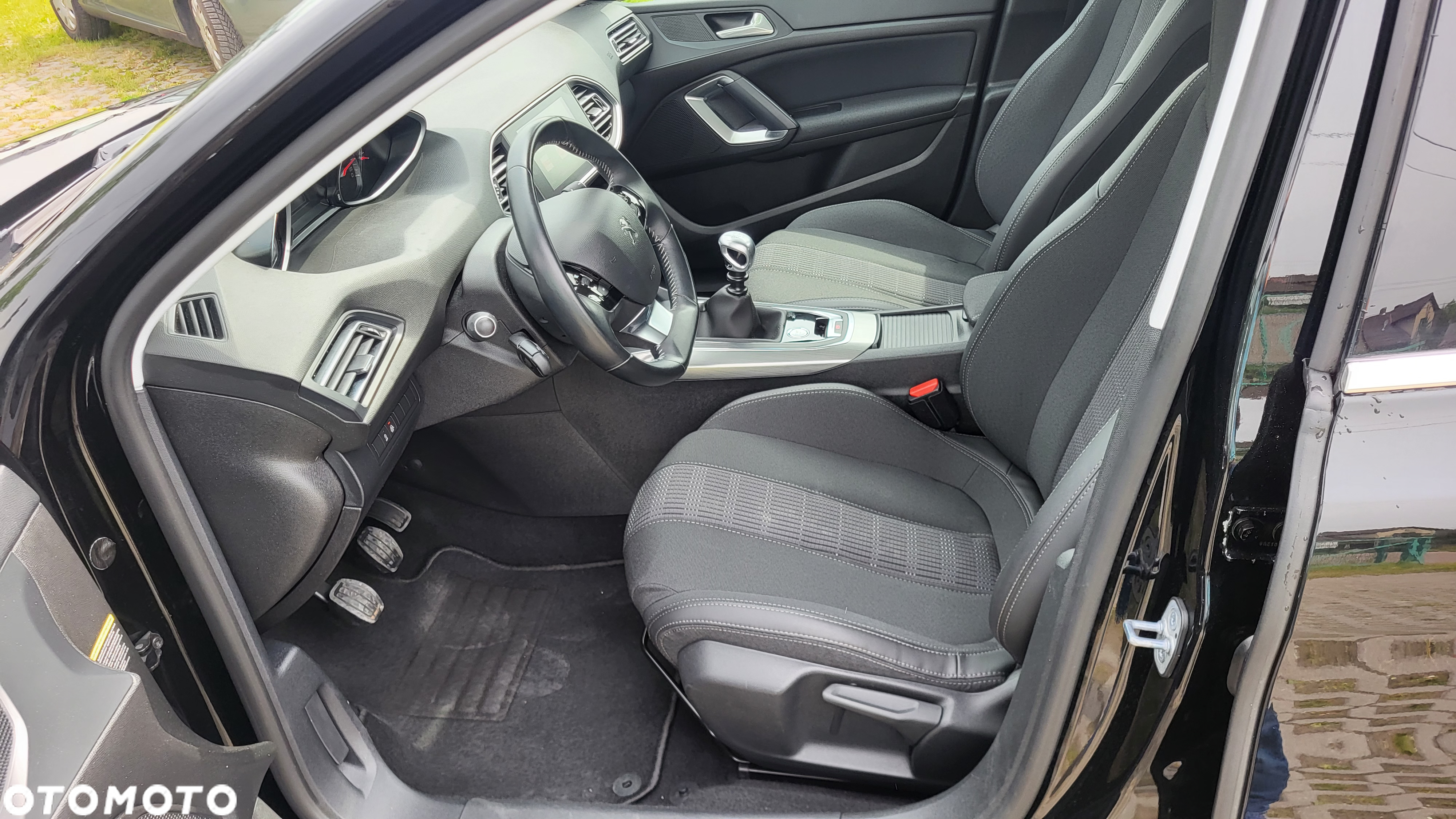 Peugeot 308 BlueHDi FAP 130 Stop & Start Allure - 10
