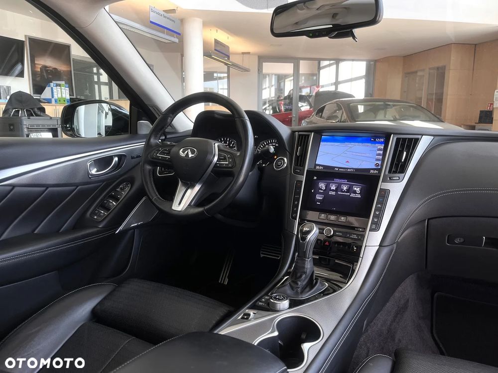 Infiniti Q50 Q50S Hybrid AWD Sport - 28