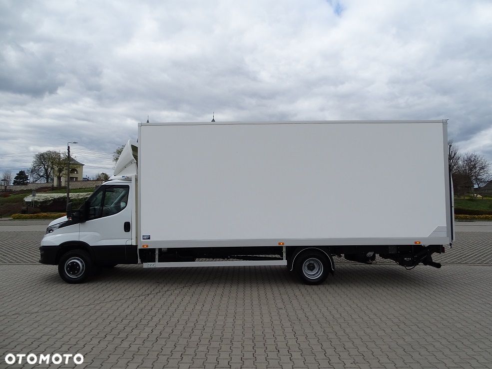 Iveco Daily 72C18 Kontener 15 Palet 6.47m.+ Winda BAR 1000 Kg! 5.10m. Rozstaw Osi ! JAK NOWY!! Salon PL! - 3