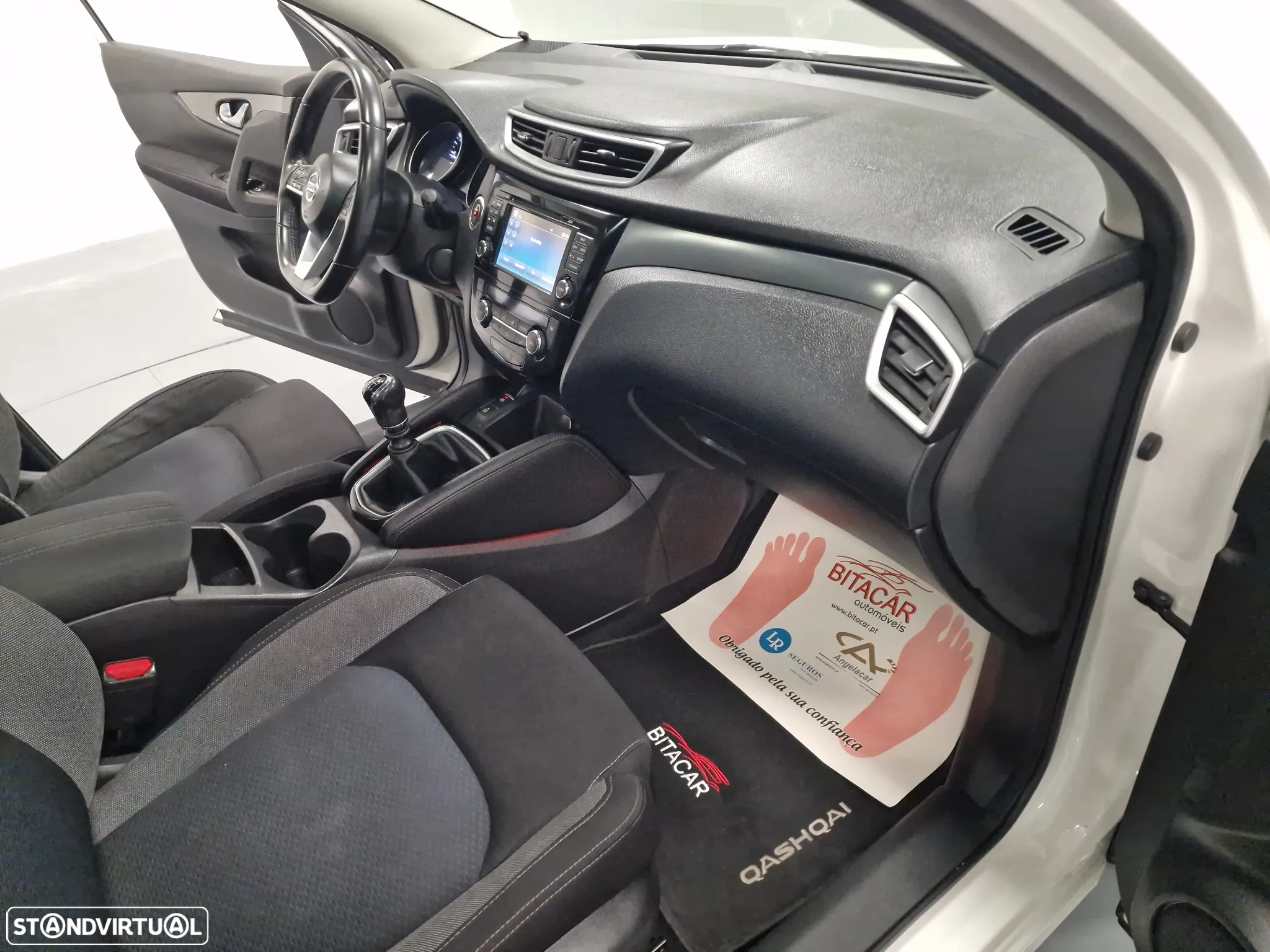 Nissan Qashqai 1.5 dCi N-Connecta 18 - 24