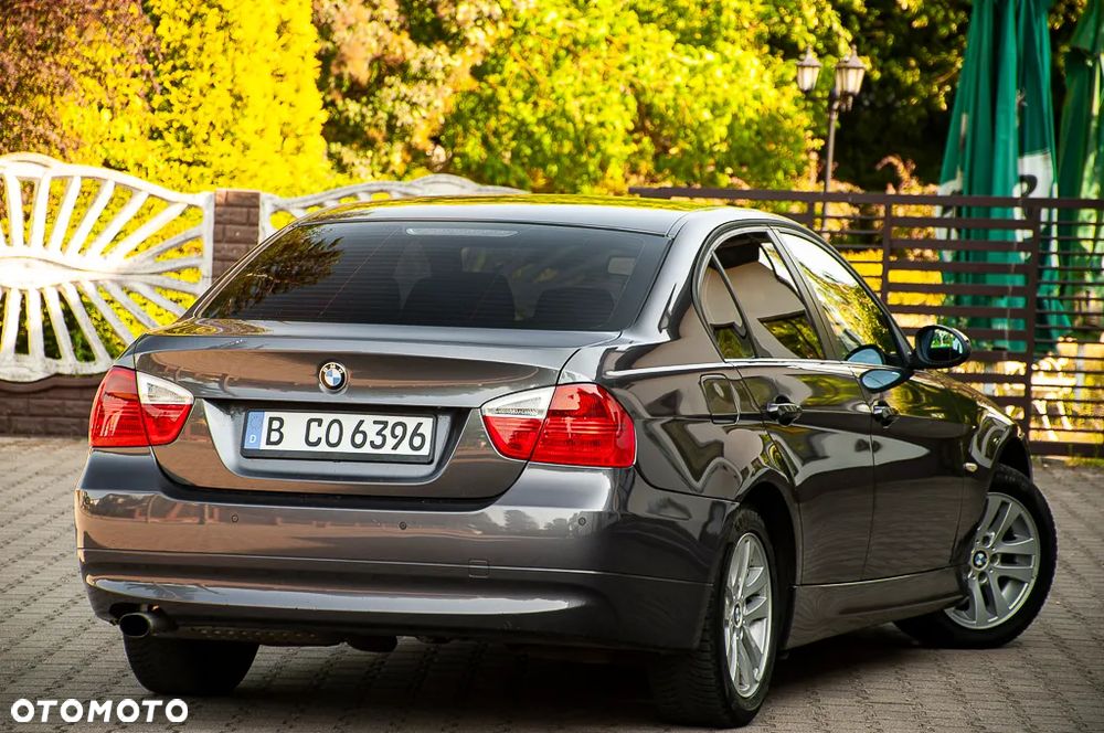 BMW Seria 3 - 11