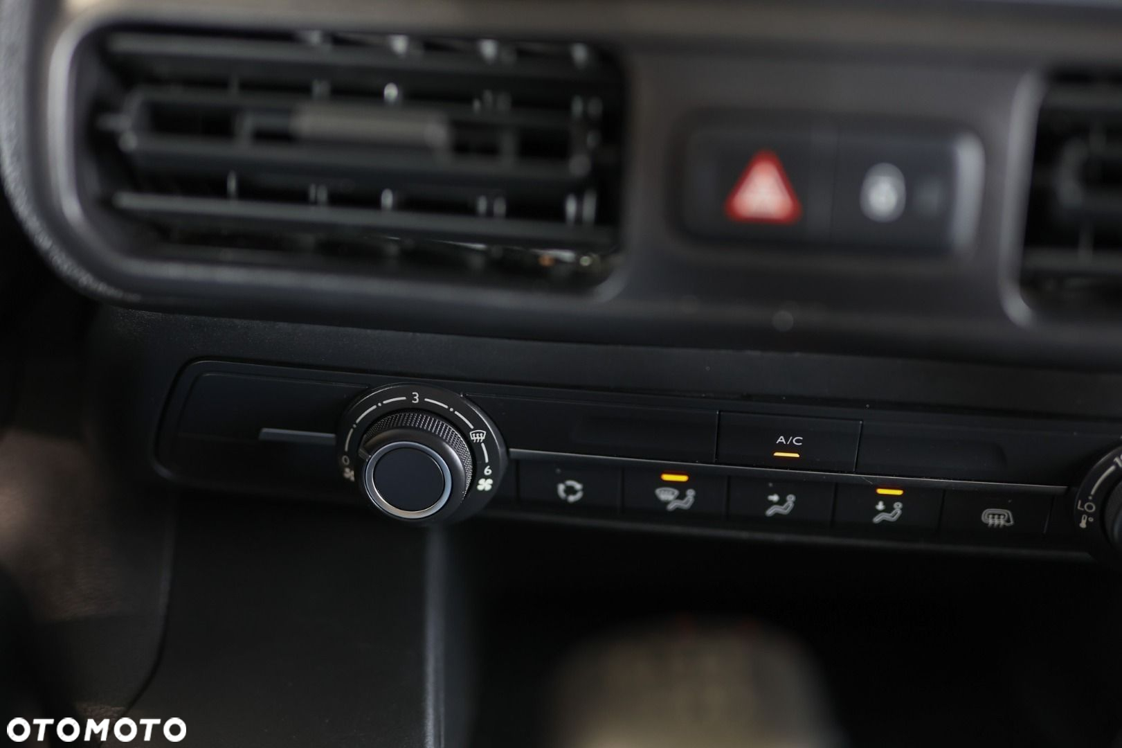 Toyota PROACE CITY - 32