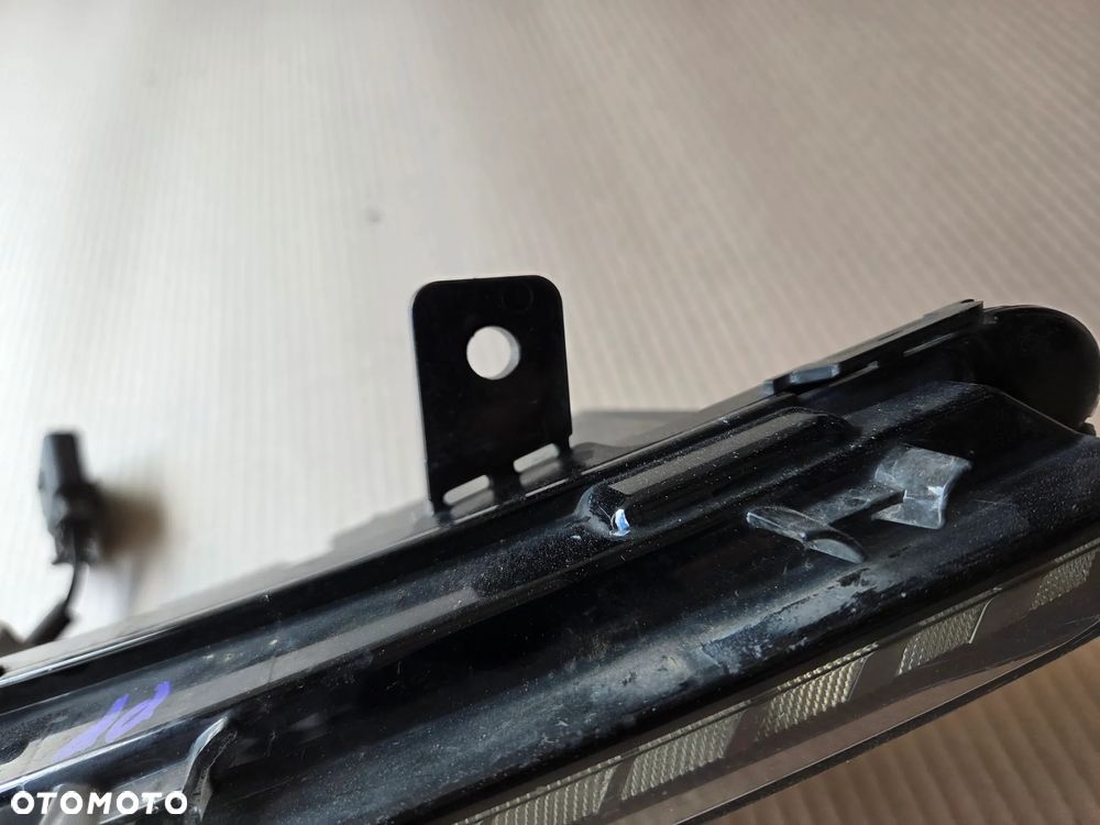 Led DRL halogen prawy przedni peugeot 308 P5 T10 - 7