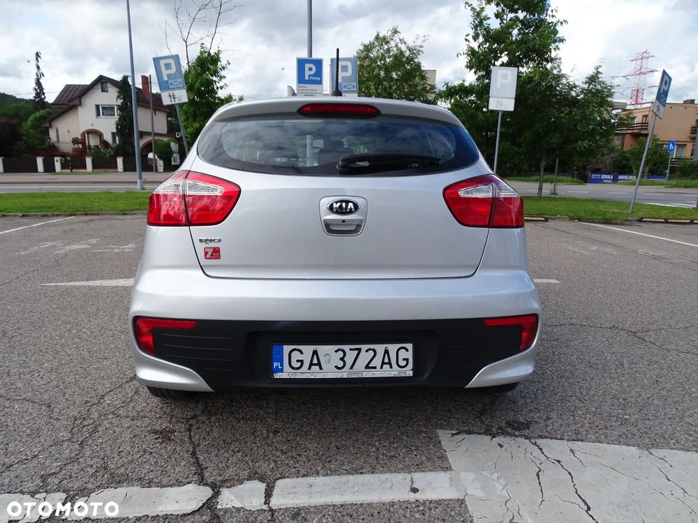 Kia Rio 1.2 Business Line - 6