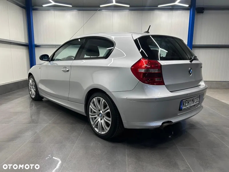 BMW Seria 1 118i - 13