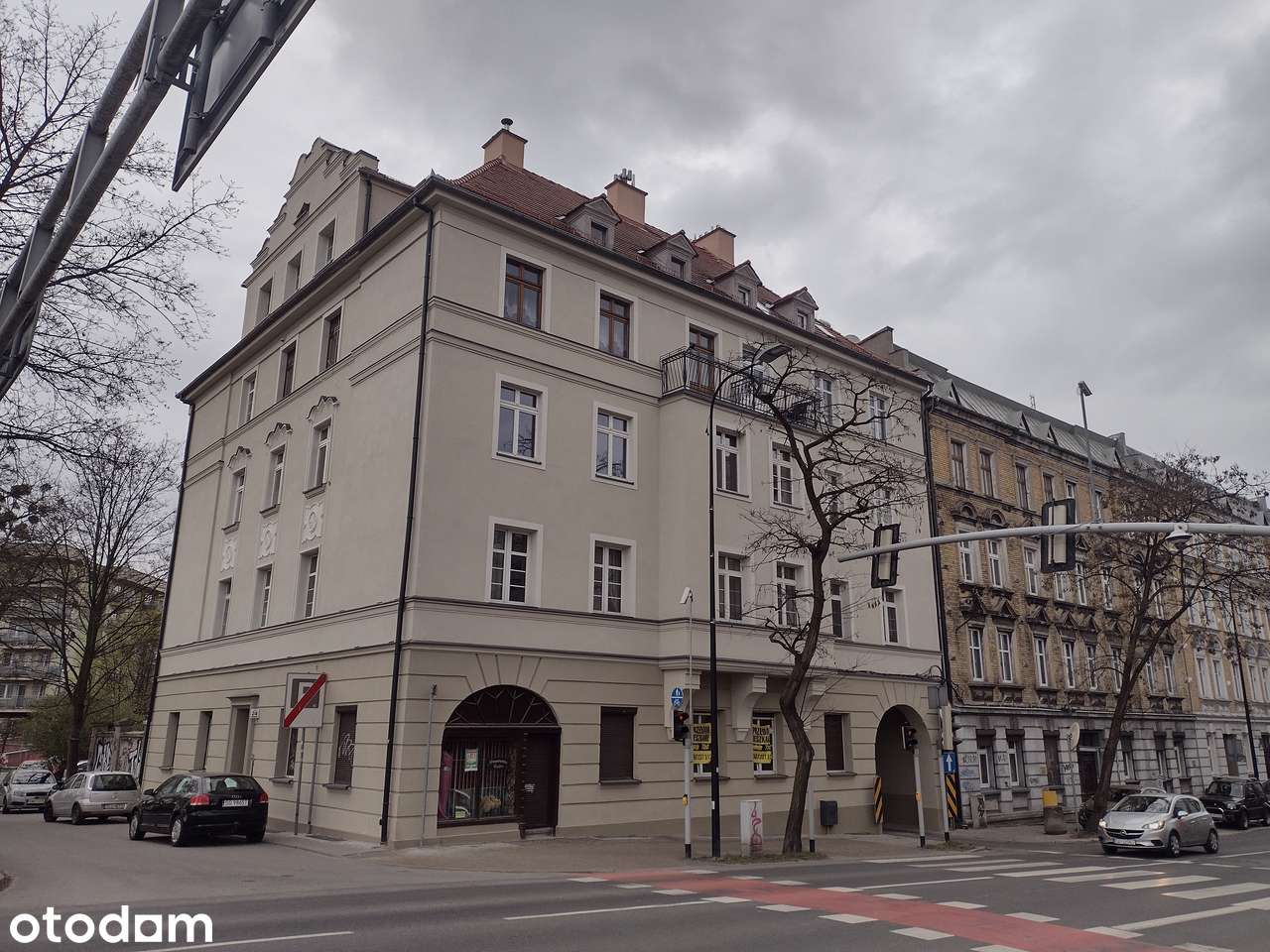 73 m², 3 pokoje, parter — kamienica, centrum Gliwic, od właściciela