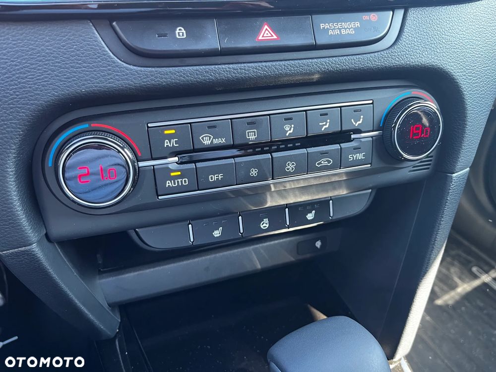 Kia XCeed 1.6 T-GDI Tribute DCT - 9