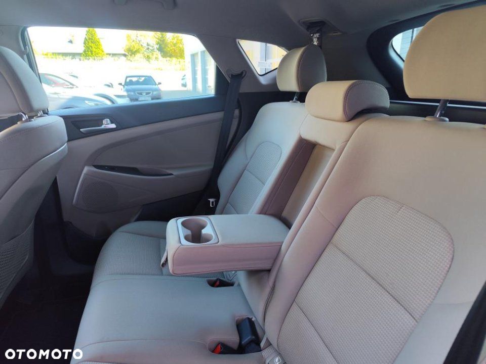 Hyundai Tucson - 12