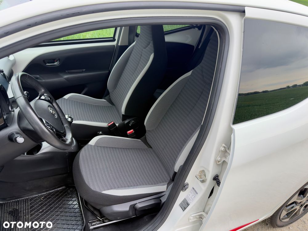 Toyota Aygo 1.0 VVT-i Color Edition - 16