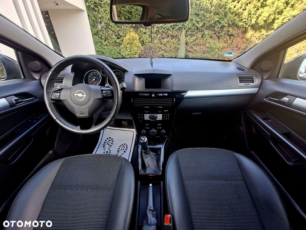 Opel Astra 1.6 Innovation - 8