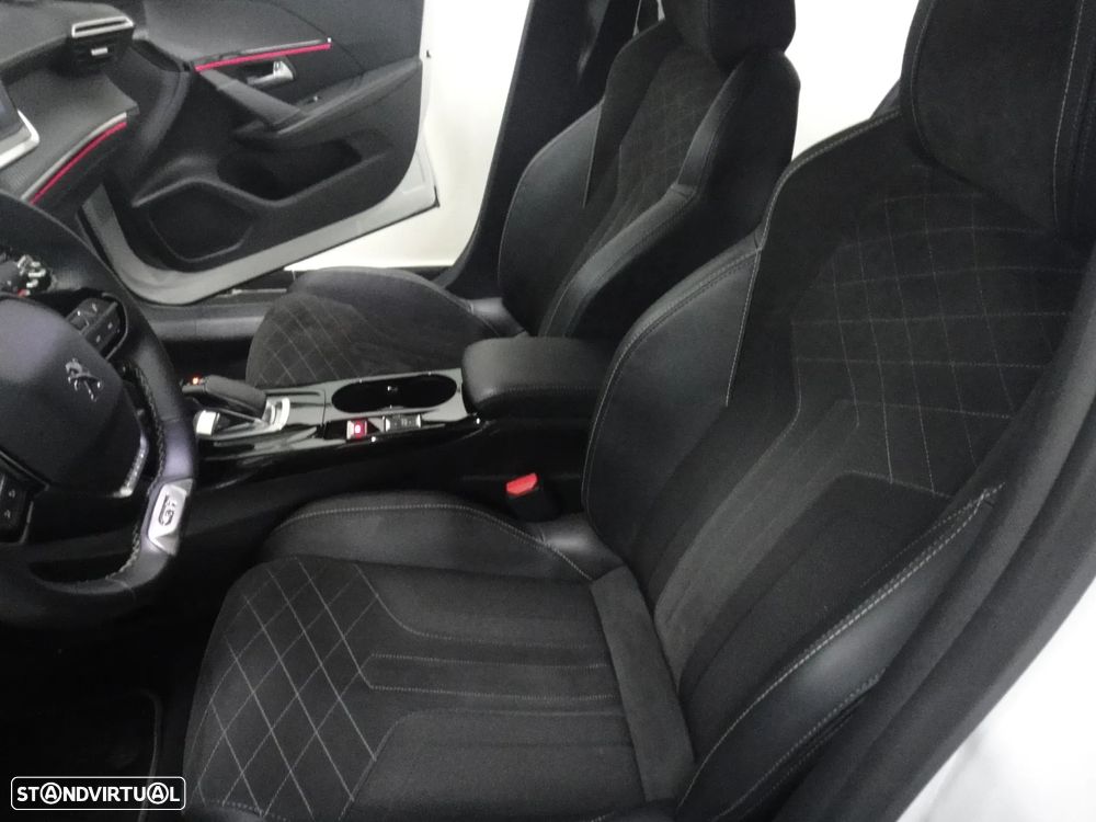 Peugeot e-208 50 kWh GT Pack - 15