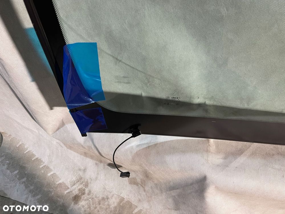 szyba przednia mercedes sprinter w907 / w910 cała grzana sensor kamer 2018- - 5