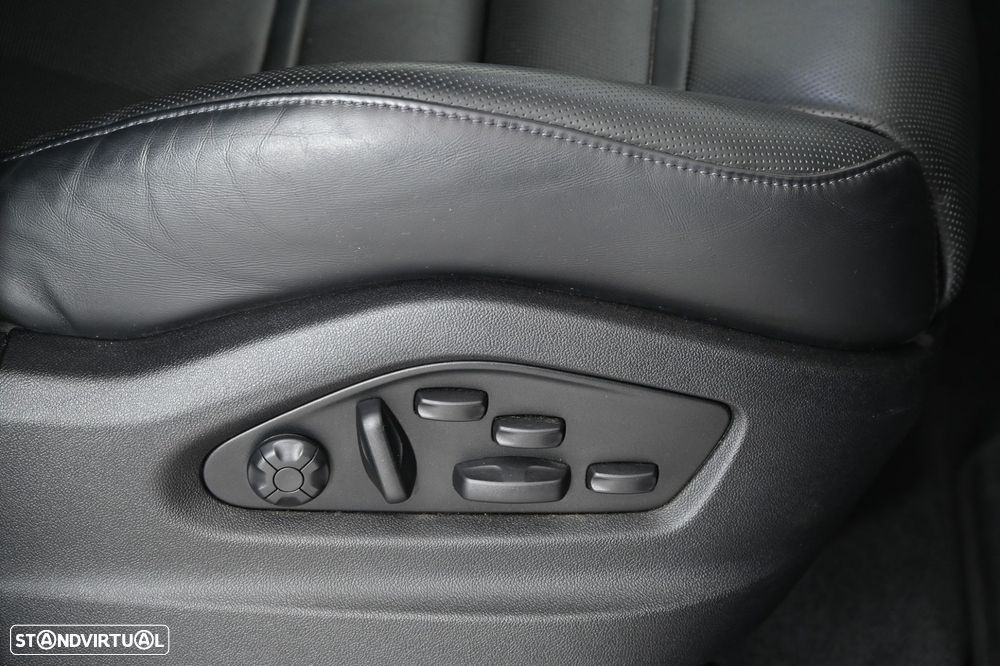 Porsche Cayenne E-Hybrid - 33