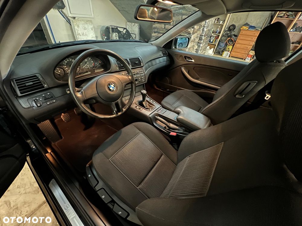 BMW Seria 3 318 Ci - 27