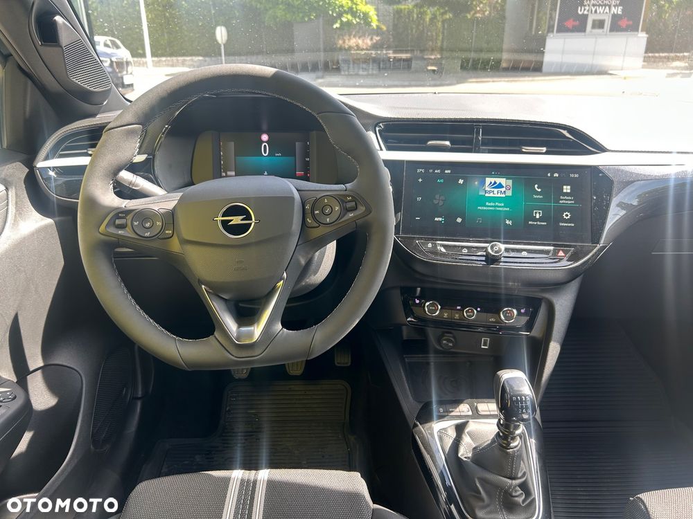Opel Corsa 1.2 GS S&S - 13
