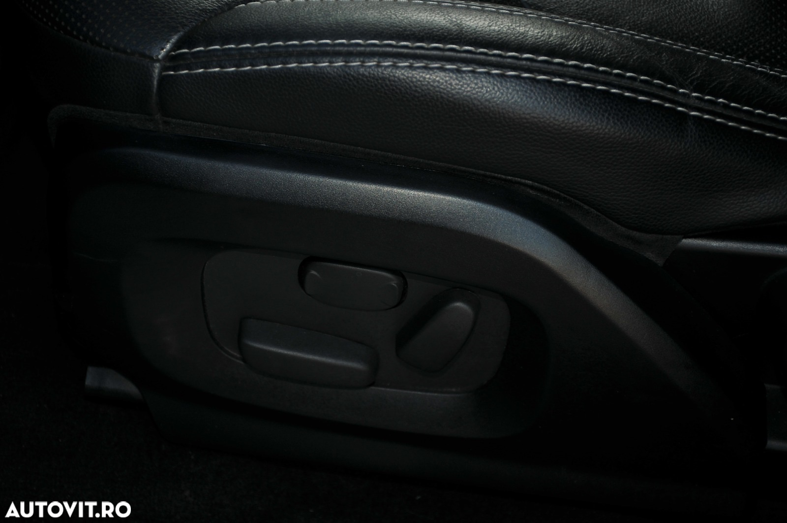 Land Rover Range Rover Evoque - 23