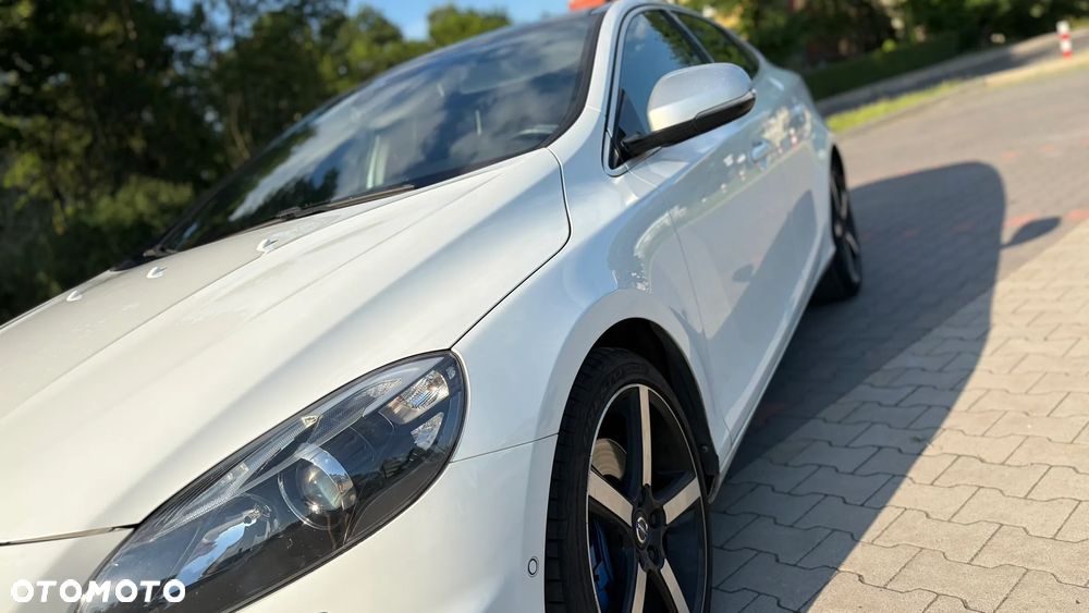Volvo V40 D4 RDesign - 26