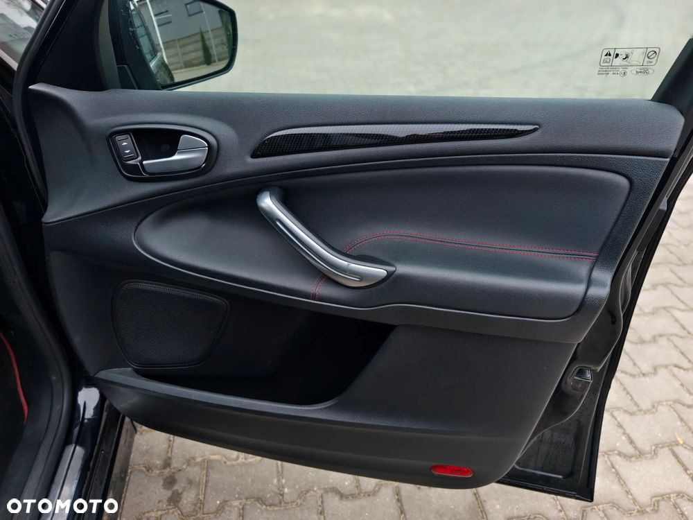 Ford S-Max 2.0 TDCi DPF Titanium X - 17