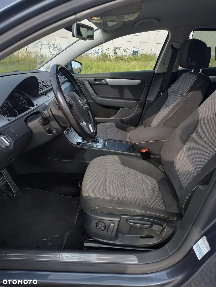 Volkswagen Passat Alltrack 2.0 TDI 4Mot DSG - 6