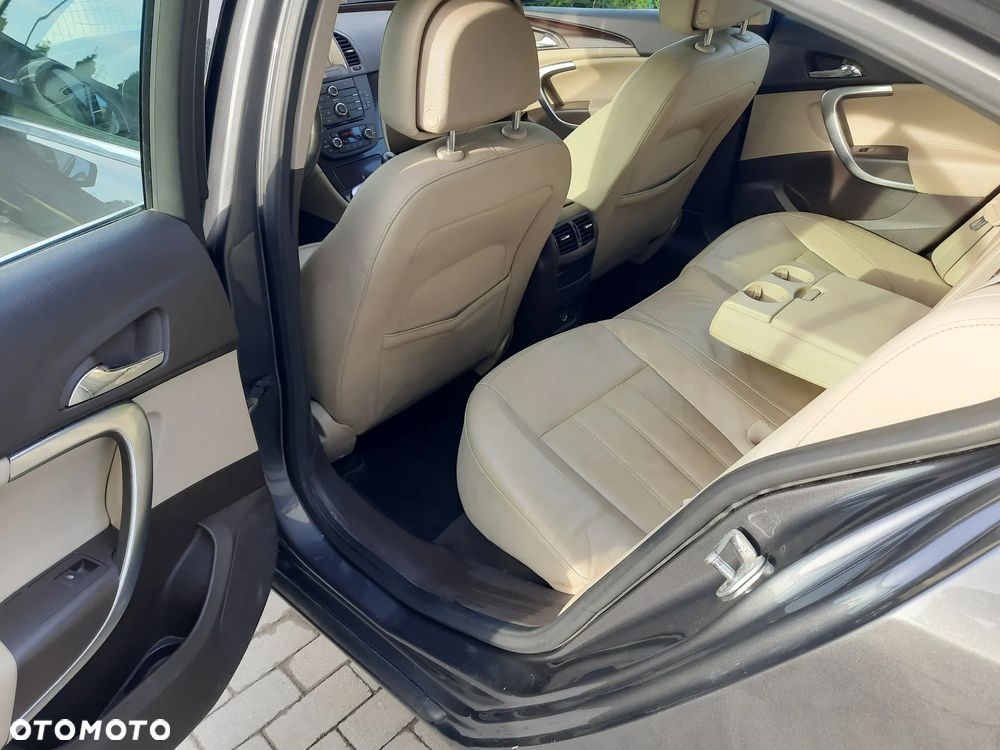 Opel Insignia 2.0 CDTI Cosmo - 12