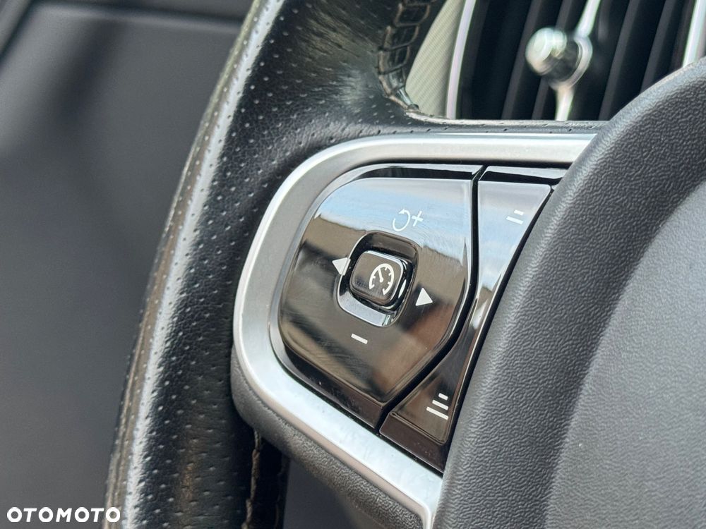 Volvo XC 60 D3 R-Design - 15
