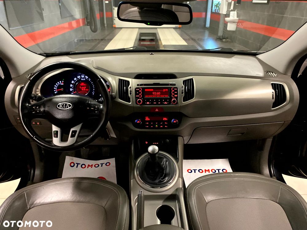 Kia Sportage 2.0 L - 17