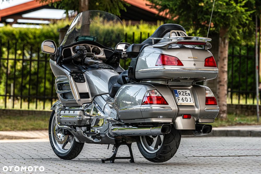 Honda GL - 16